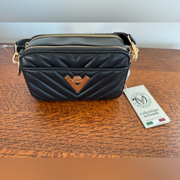 Valentino Orlandi Handbags - NWT - Valentino Orlandi Vegan Leather Black Quilted Crossbody Camera Bag